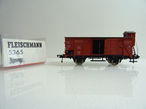 Fleischmann H0 5365  Gedeckter Güterwagen der DR in OVP AR7715