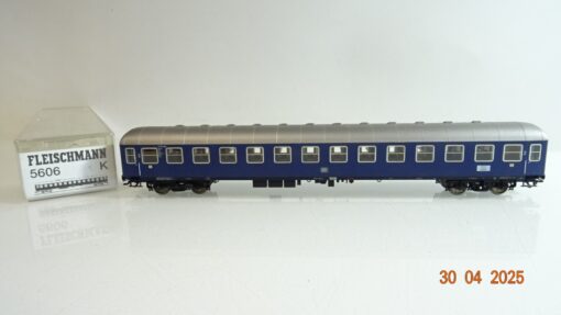 Fleischmann H0 5606 K Personenwagen 2. Kl. der DB in OVP PR7388