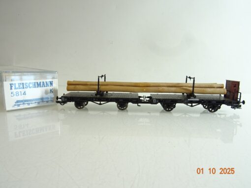 Fleischmann H0 5814K Drehschemelwagen mit Baumstämme in OVP BH279
