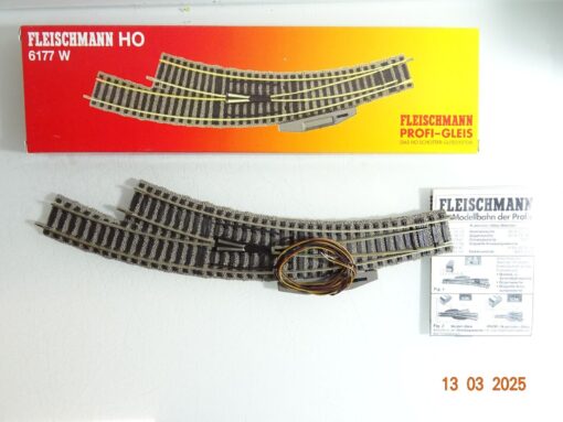 Fleischmann H0 6177W Bogenweiche rechts siehe Foto in OVP CK6659