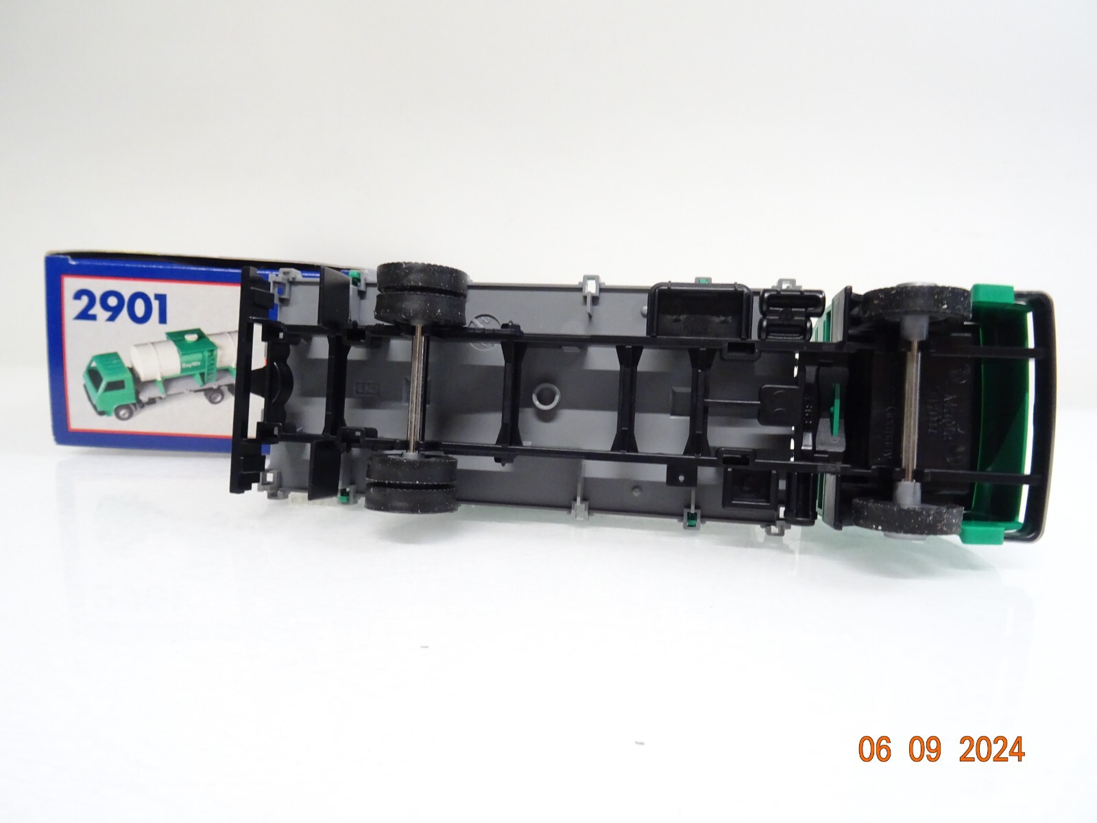 Fleischmann Magic Train 0e 2901 LKW mit Tankaufbau in OVP PR2572 – Bild 4