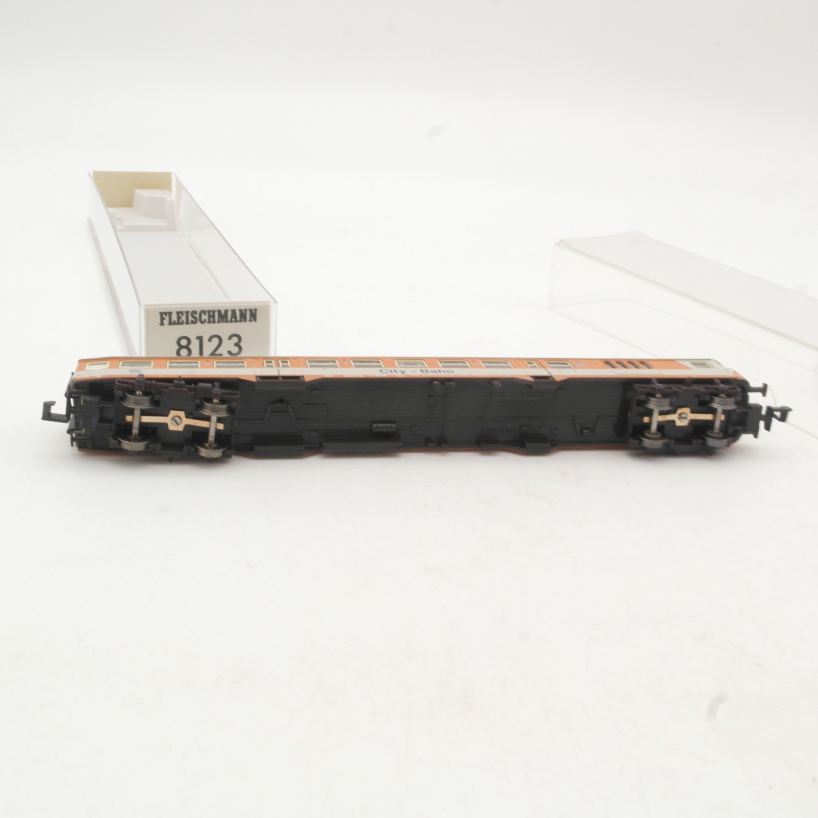 Fleischmann N 8123 K Nahverkehrswagen Steuerwagen City-Bahn der DB in OVP RR4904 – Bild 4