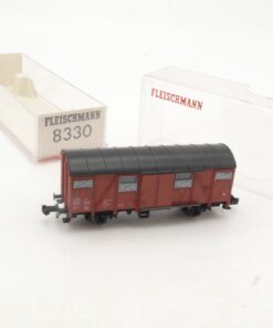 Fleischmann N 8330 gedeckter Güterwagen der DB in OVP RR4932
