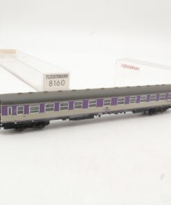 Fleischmann N Personenwagen 51 80 50-40 506-82. Klasse der DB in EVP RR3023
