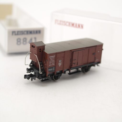 Fleischmann N gedeckter Güterwagen Altona 15026 in EVP RR2502