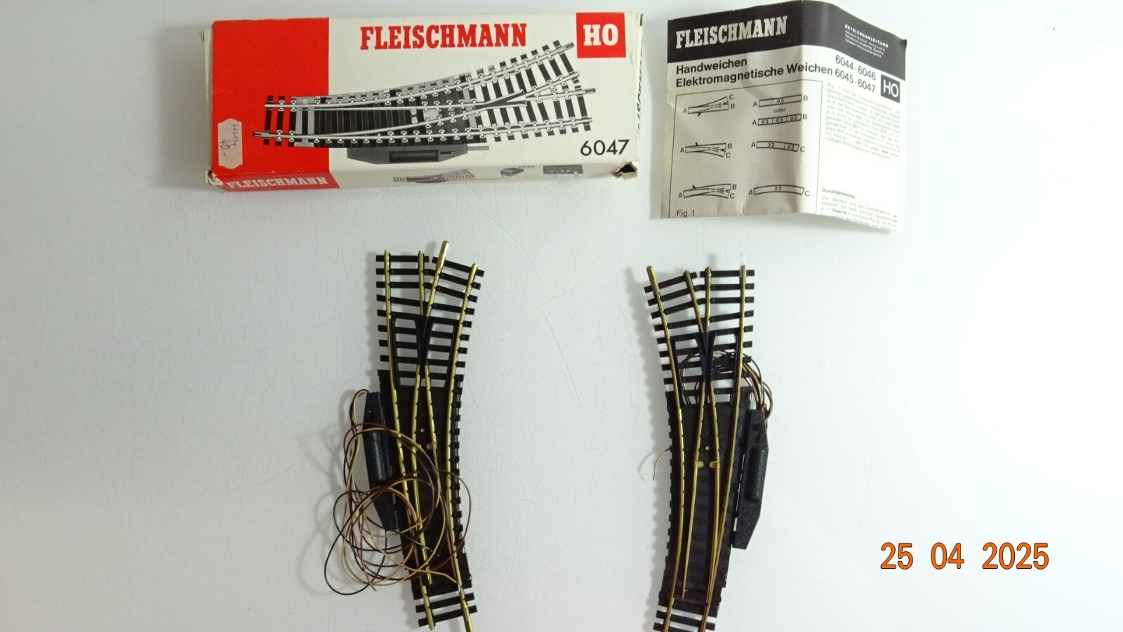 Fleischmann Spur 6047 Weichenpaar mit el.-mag. Antrieb siehe Foto in OVP CK7759