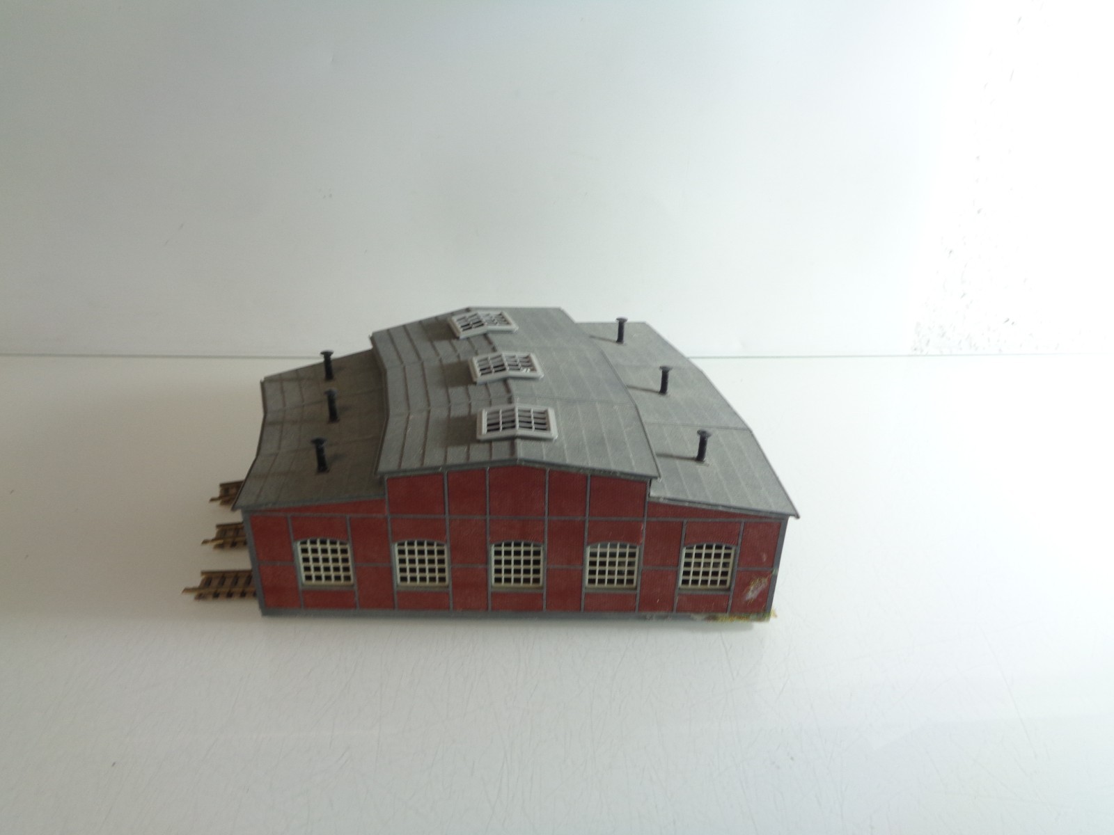 Fleischmann Spur N 9475 Ringlokschuppen aus Anlagenrückbau s. Foto PK1996 o. – Bild 4