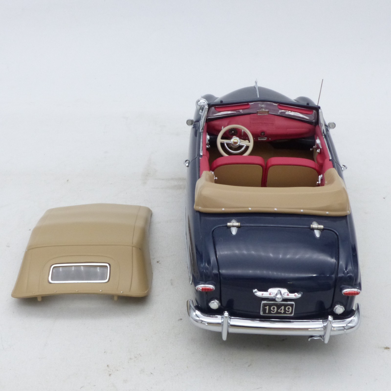 Franklin Mint 1:24 B11WL72 Ford Custom Convertible 1949 blau in Tüte o. EX8588 – Bild 5