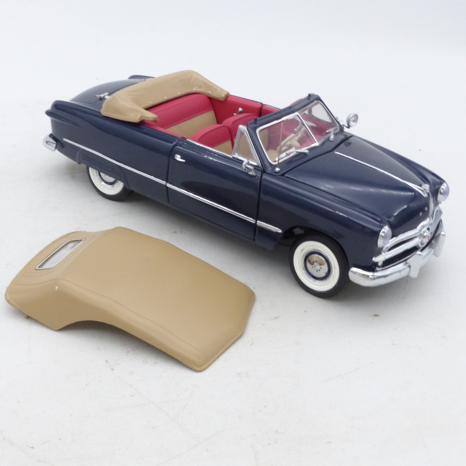 Franklin Mint 1:24 B11WL72 Ford Custom Convertible 1949 blau in Tüte o. EX8588 – Bild 7