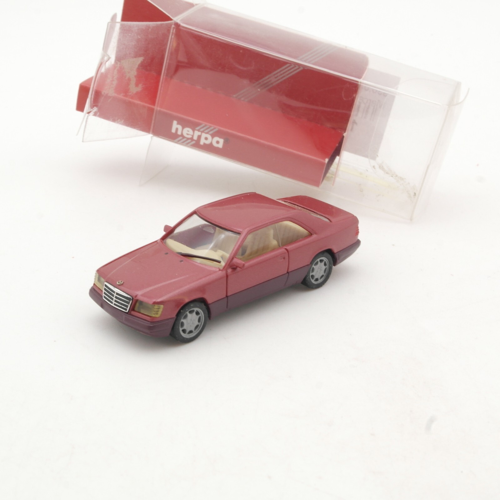 Herpa 1:87 031455 Mercedes Benz E320 Coupé in OVP QR7756