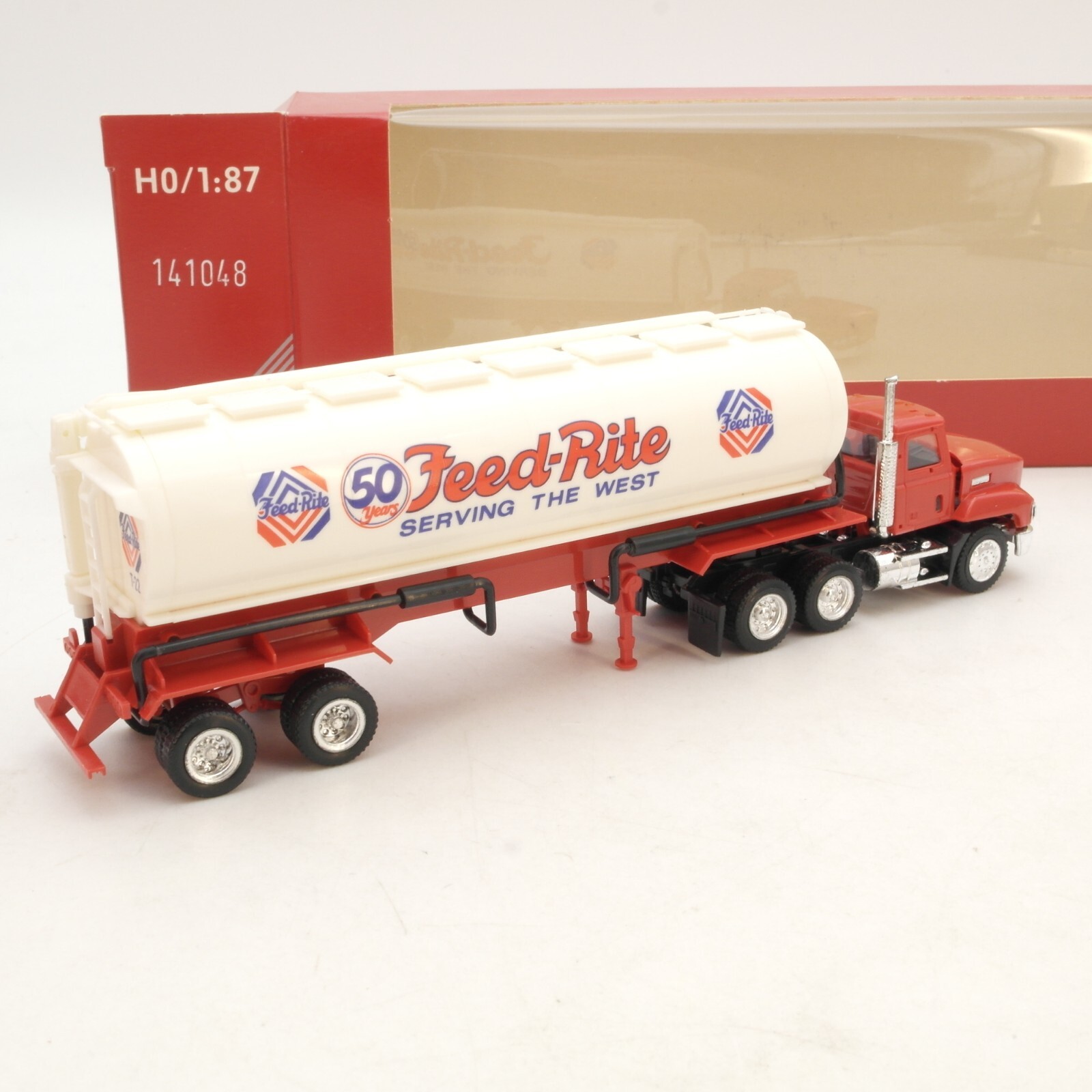 Herpa 1:87 141048 Mack Sattelzug Feed Rite Serving The West in OVP RG5744 – Bild 3