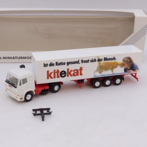 Herpa 1:87 Mercedes Benz SK Sattelzug kitekat, in EVP EB7576