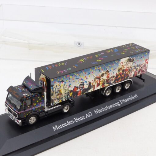 Herpa 1:87 Mercedes SK Sattelzug Niederlassung Düsseldorf, in PC-Box EB8637