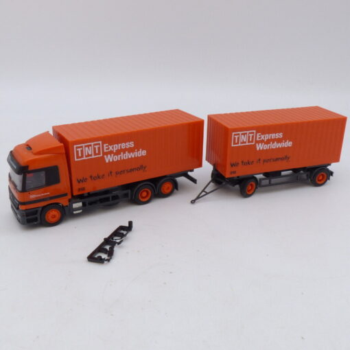 Herpa 1:87 Schnäppchen ! MB Actros Hängerzug TNT, siehe Bilder o. EB2062