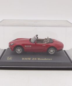 Hongwell 1:72 BMW Z8 Roadster rot, in PC-Box EX1496