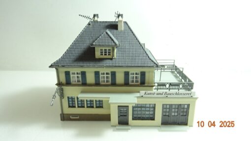 Kibri H0 8210 Kunst- und Bauschlosserei aus Anlagenrückbau siehe Foto CK7428 o.