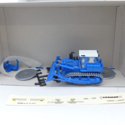Kibri H0 Bausatz 10372 Scheuerle Tieflader mit Liebherr Dozer in OVP EX6117 – Bild 4