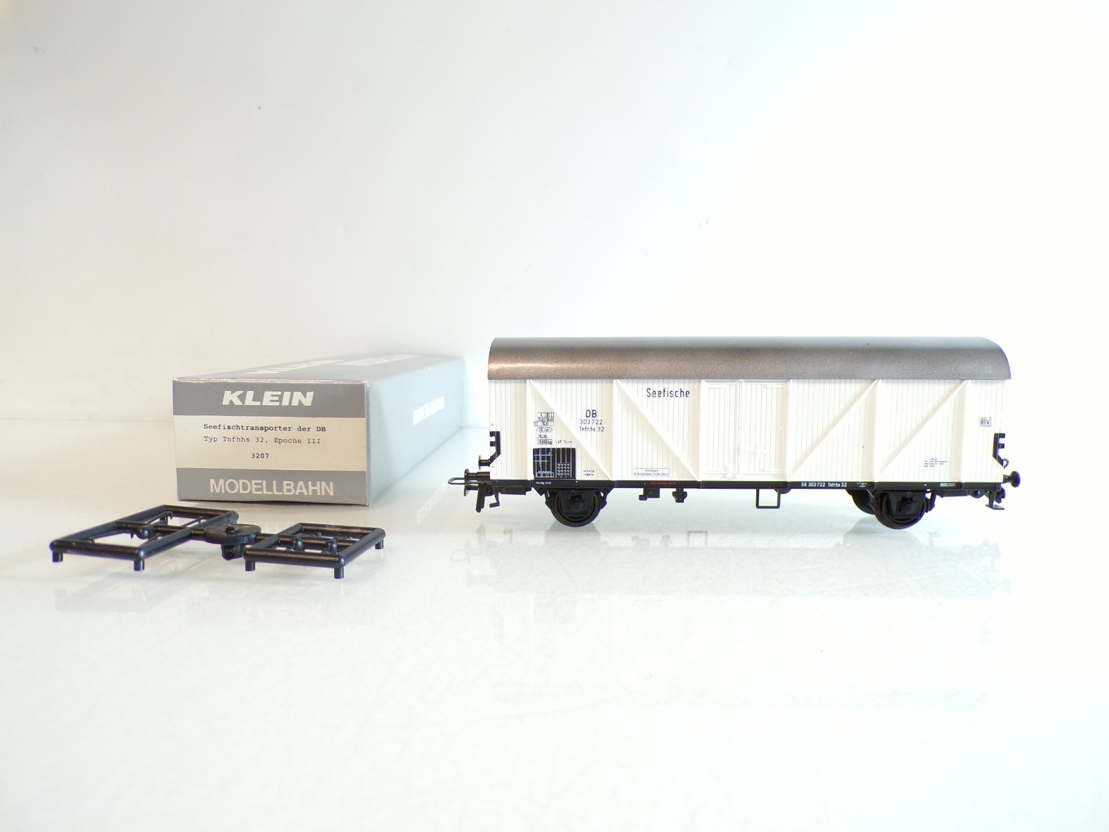 Klein Modellbahn H0 3207 Seefischtransporter der DB in OVP BH1141