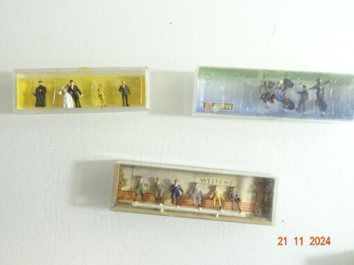 Konvolut H0 Figuren-Sets siehe Fotos in OVP CK4249