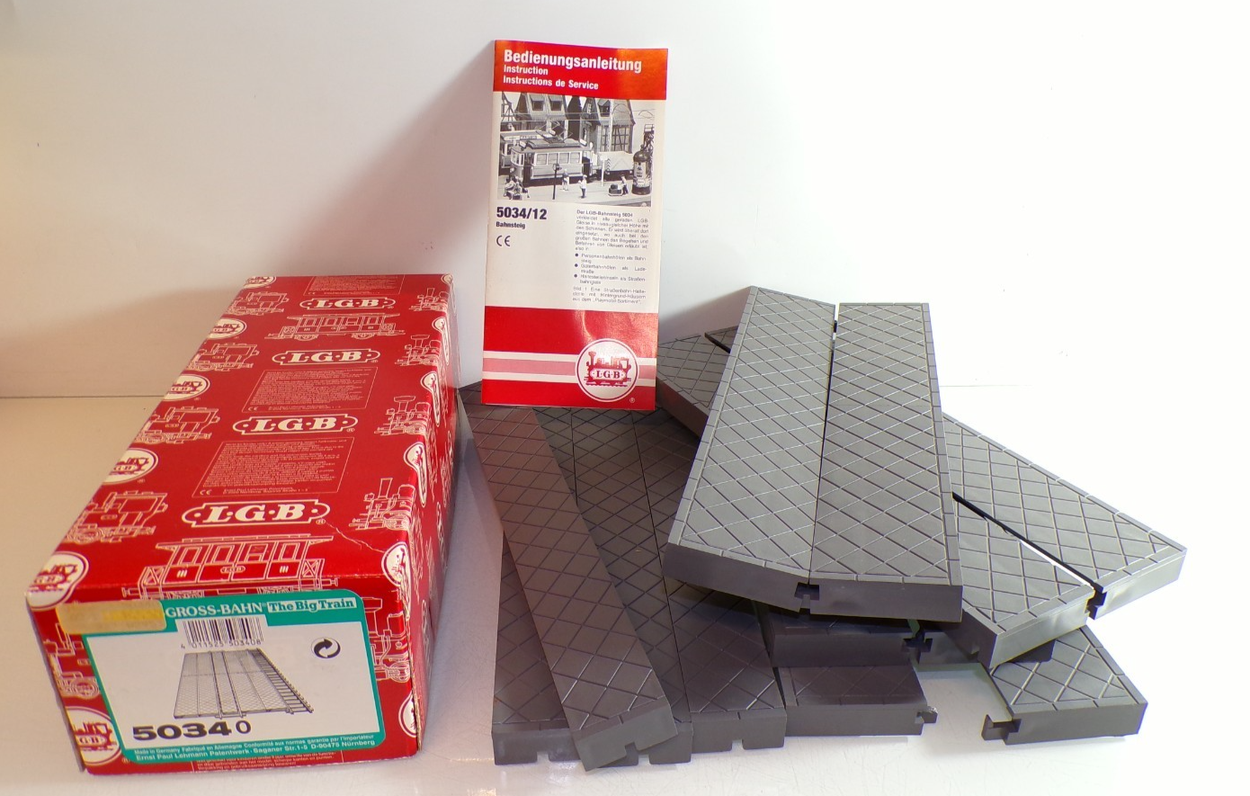 LGB Spur G 50340 Bahnsteigplatten 12 Stück siehe Foto in OVP PK2270