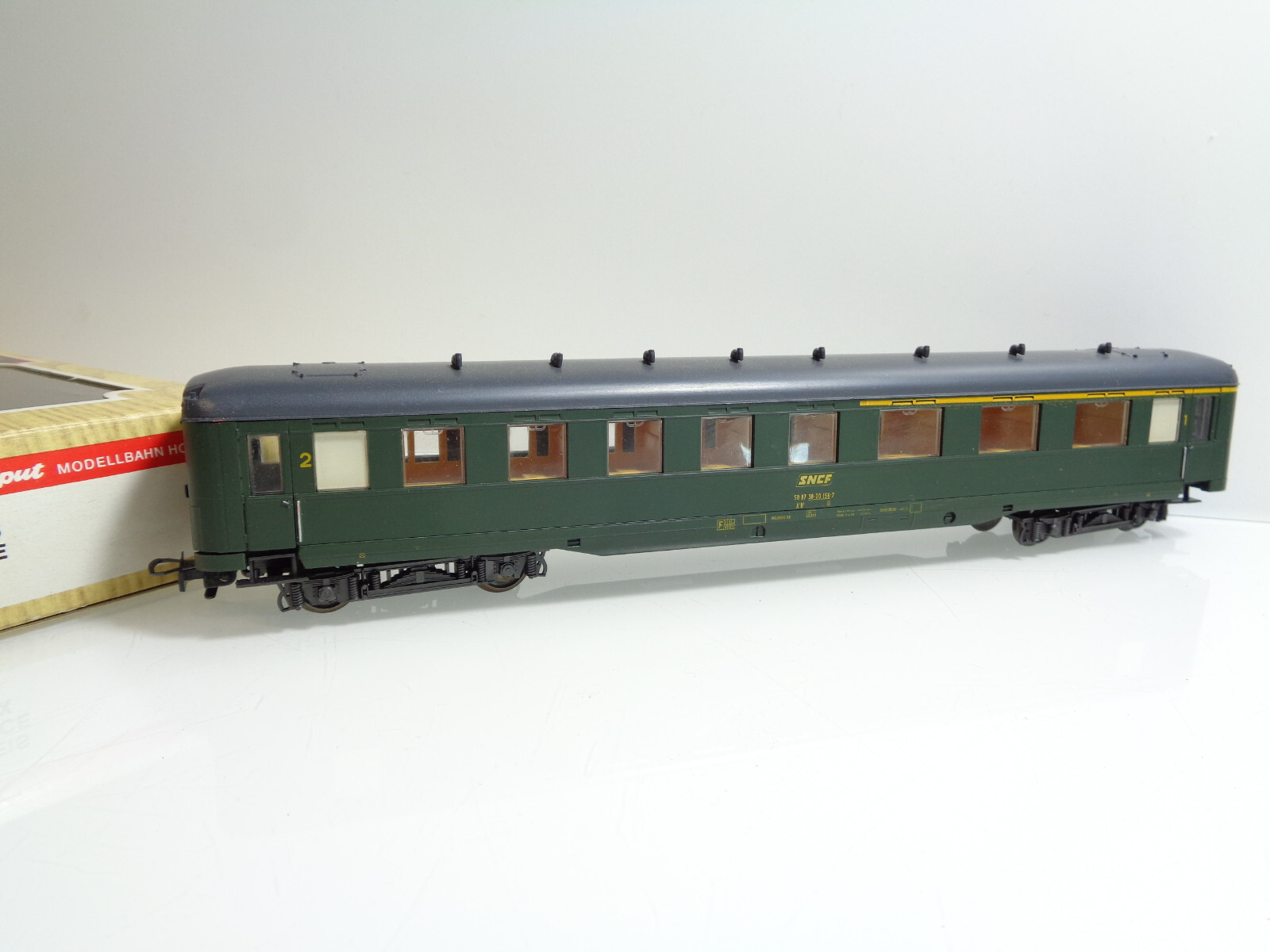 Liliput H0 832 70 Personenwagen 1.Kl./2.Kl. der SNCF in OVP JD2363