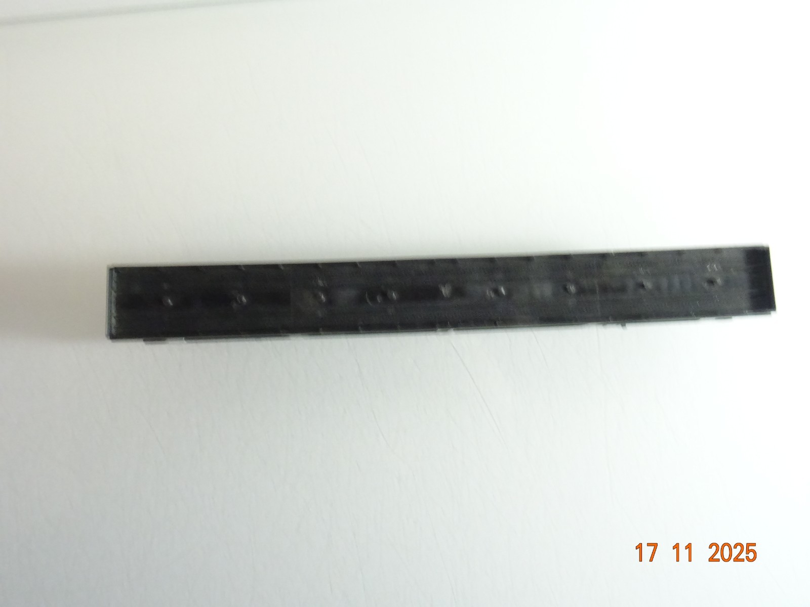 Lima H0 Autotransportwagen 51 80 98-80 021-3 mit 3 PKW der DB RR4655 o. – Bild 4