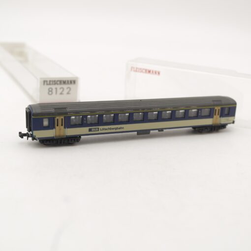 Lima N Personenwagen Lötschbergbahn 1. Klasse der BLS in EVP RR2479 – Bild 3