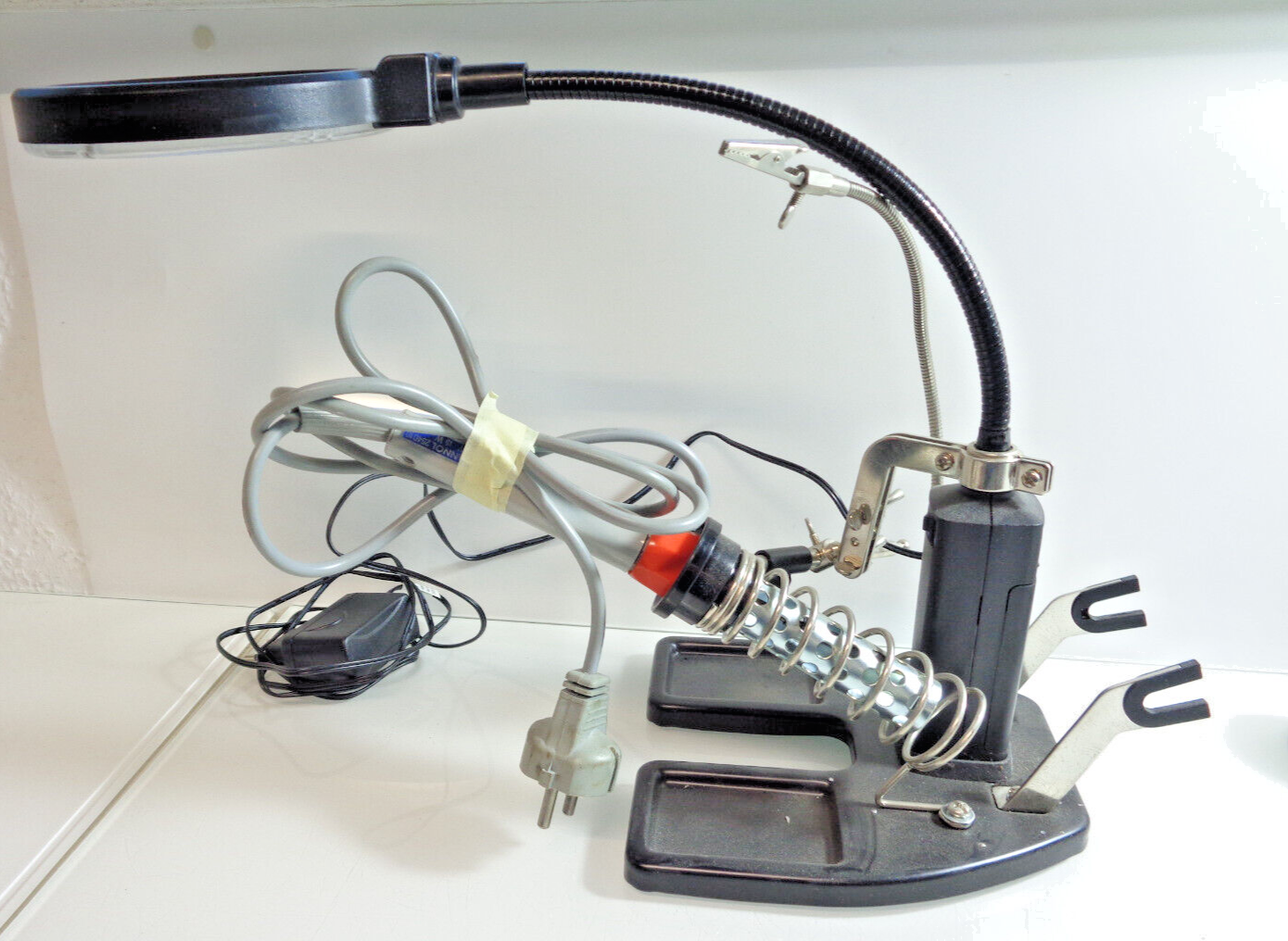 Lötstation mit Lupe von Toolcraft C1437 – Bild 3