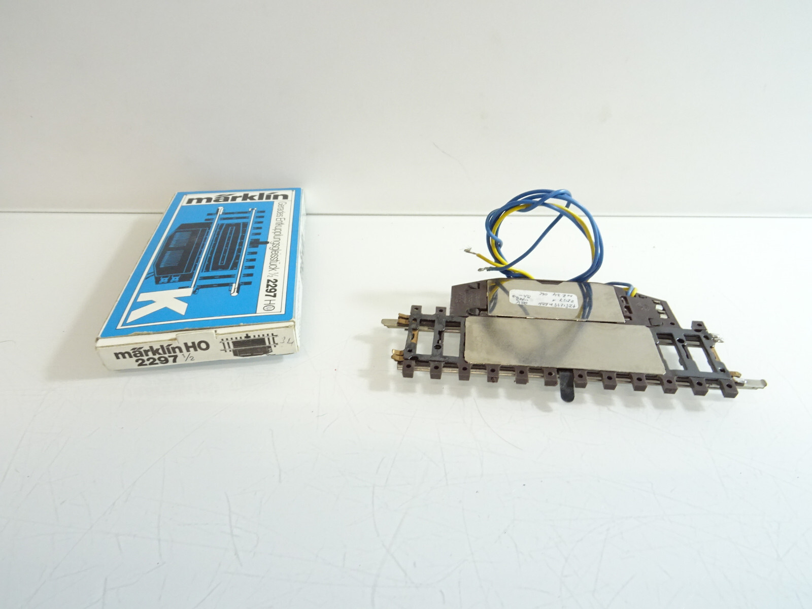 Märklin H0 2297 K-Gleis gerades Entkupplungsgleisstück in OVP PK2563 – Bild 3