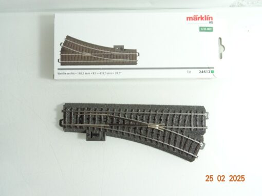 Märklin H0 24612 Weiche rechts mit Antrieb u. Decoder siehe Foto in OVP CK6279