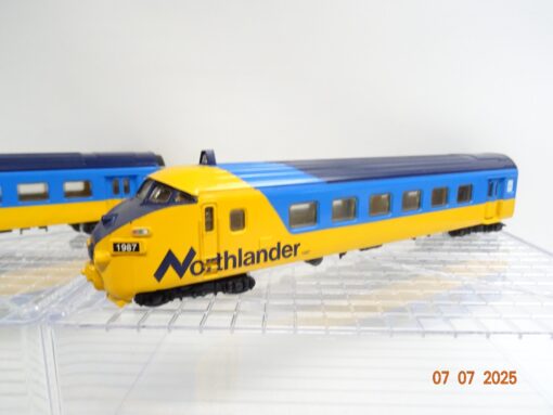 Märklin H0 3071 Dieseltriebzug 3tlg. Schweiger Northlander No 142/87 JL1251 o. – Bild 4