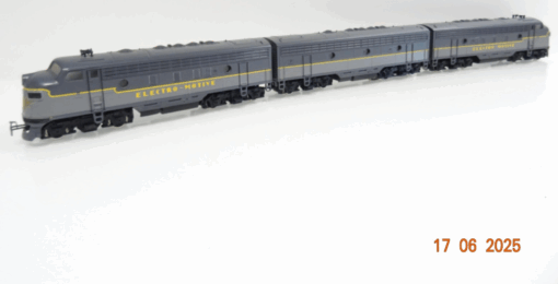 Märklin H0 3349 US Diesellok EMD F 7 Electro-Motive 3tlg. JL1005 o. – Bild 3