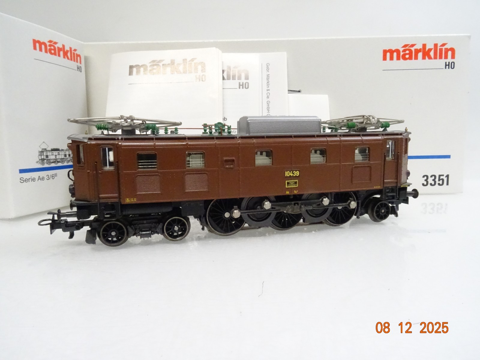 Märklin H0 3351 Schweiz E-Lok Ae 3/6 III 10439 der SBB in OVP JL4937