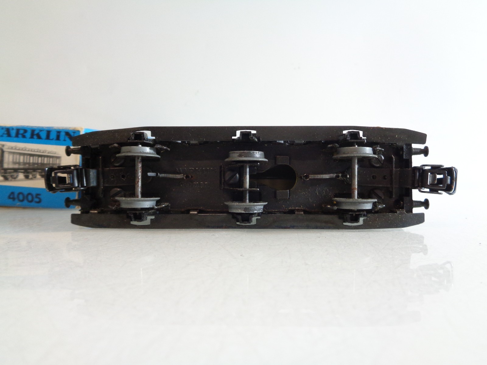 Märklin H0 4005 Abteilwagen mit Bremserhaus 2.Kl. in OVP BH859 – Bild 4