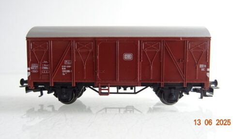 Märklin H0 4410 gedeckter Güterwagen der DB PR8435 o. – Bild 3