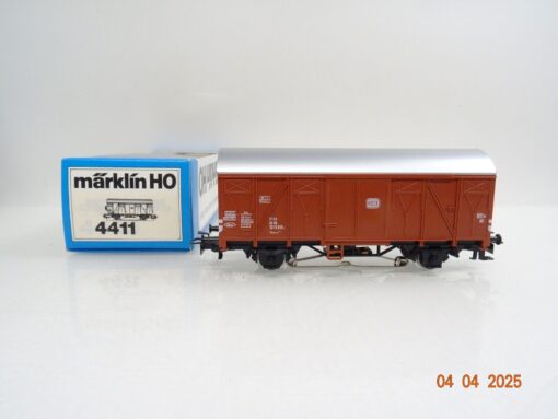 Märklin H0 4411 gedeckter Güterwagen mit Schlußlaterne der DB  in OVP PR6917