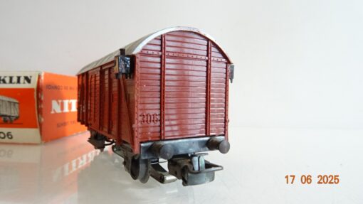 Märklin H0 4506 gedeckter Güterwagen mit Schlusslaternen der DB in OVP PR8501 – Bild 3