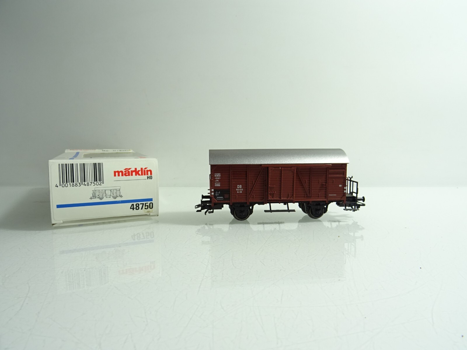 Märklin H0 48750 gedeckter Güterwagen der DR in OVP TF862