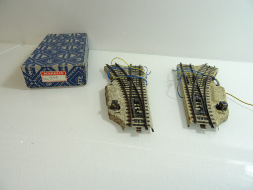 Märklin H0 5117 elekt. Weichenpaar siehe Foto in OVP CK875