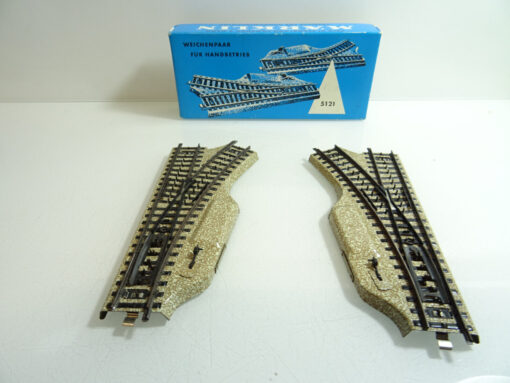 Märklin H0 5121 M-Gleis Weichenpaar für Handbetrieb in OVP CK1202