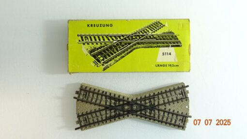 Märklin H0 5214 Kreuzung M-Gleis siehe Foto in OVP CK9426