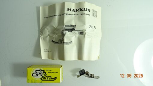 Märklin H0 7075 Stromzuführung siehe Foto in OVP CK8790