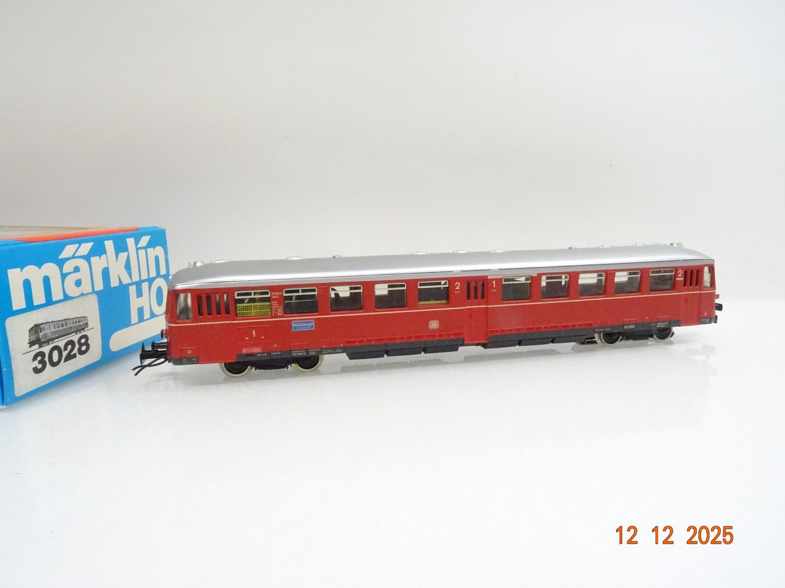 Märklin H0 Akku-Triebwagen BR 515 der DB in EVP JL5052