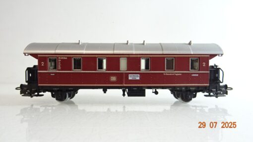 Märklin H0 Donnerbüchse rot 2.Kl. der DB PR9288 o.