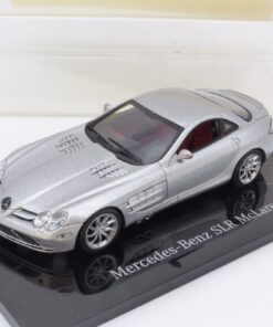 Minichamps 1:43 Mercedes Benz SLR McLaren metallic, in EVP EX2385
