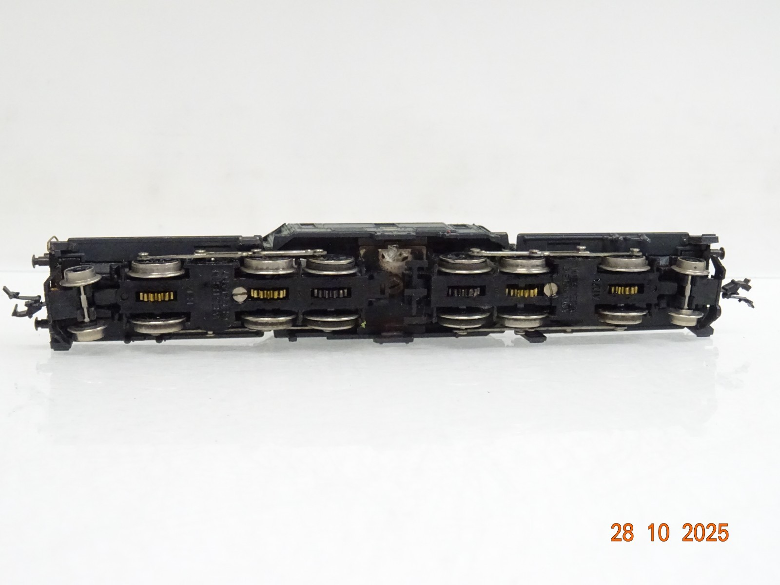 Minitrix N 2926 Schweiz E-Lok Ce 6/8 13305 Krokodil der SBB JL4666 o. – Bild 6