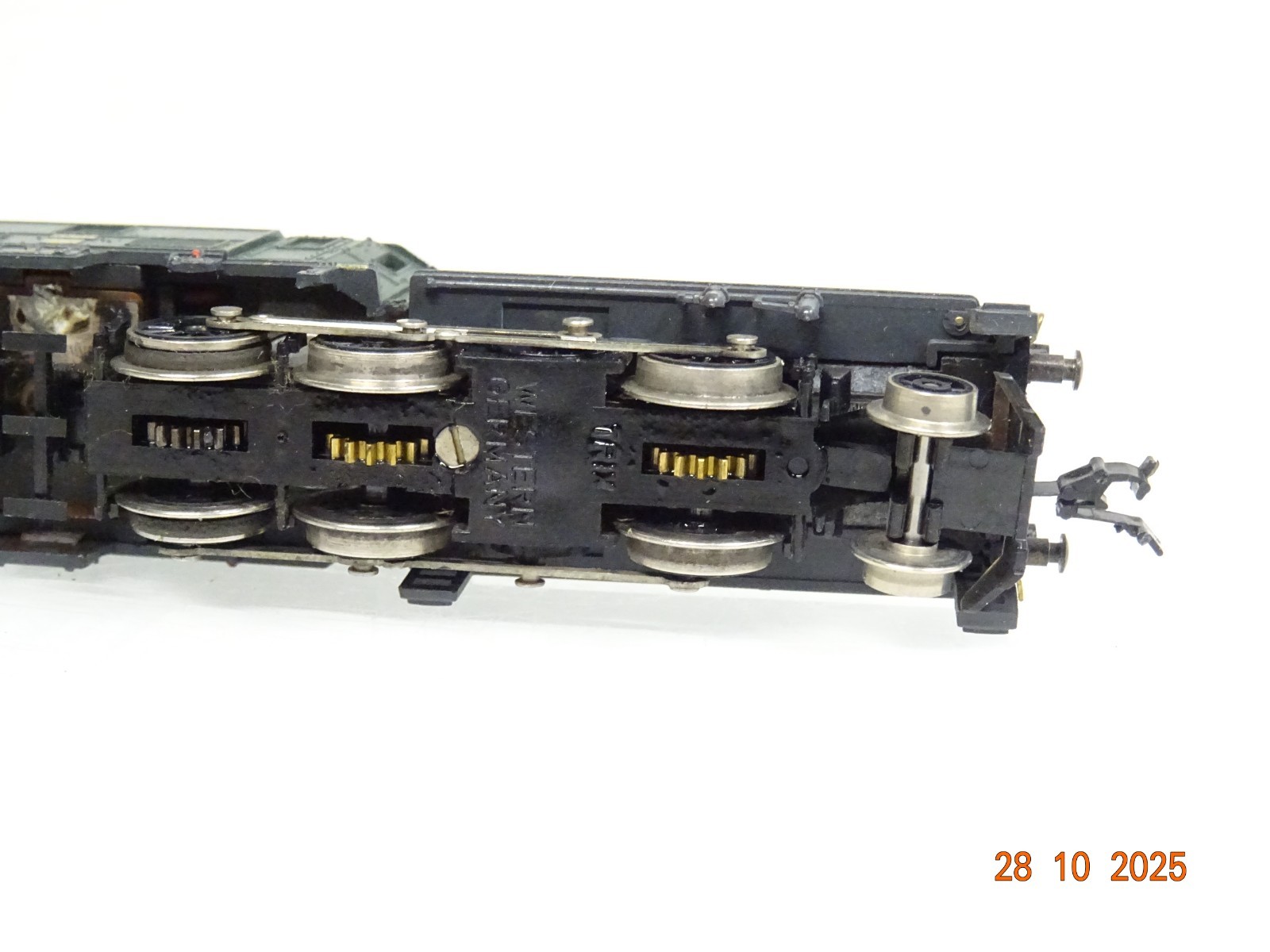 Minitrix N 2926 Schweiz E-Lok Ce 6/8 13305 Krokodil der SBB JL4666 o. – Bild 7