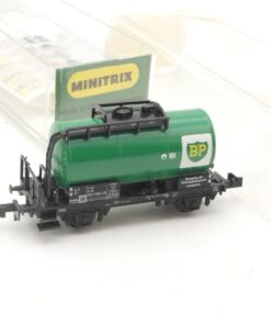 Minitrix N Kesselwagen 002 1030 BP der DB in EVP RR3923