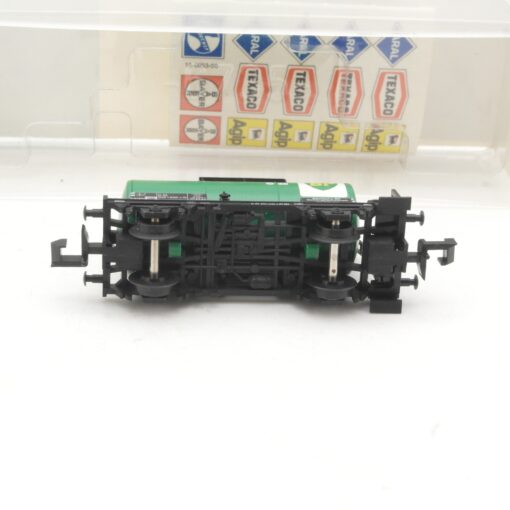 Minitrix N Kesselwagen 002 1030 BP der DB in EVP RR3923 – Bild 4