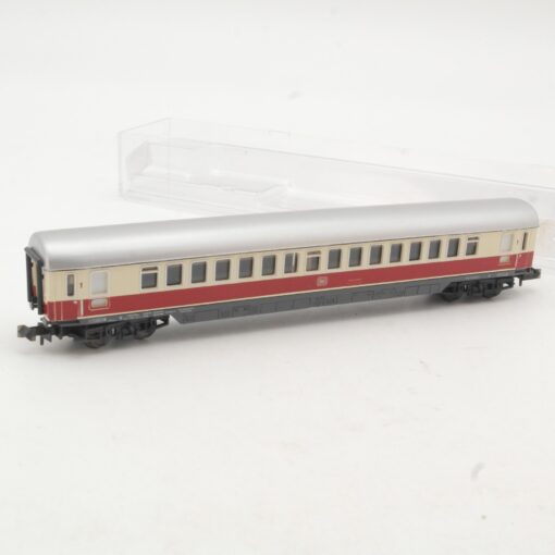 Minitrix N Personenwagen 1. Klasse der DB in EVP RR2979
